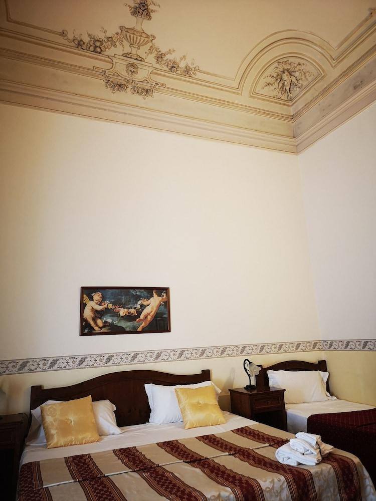 Hotel Valentino Catania Exterior photo