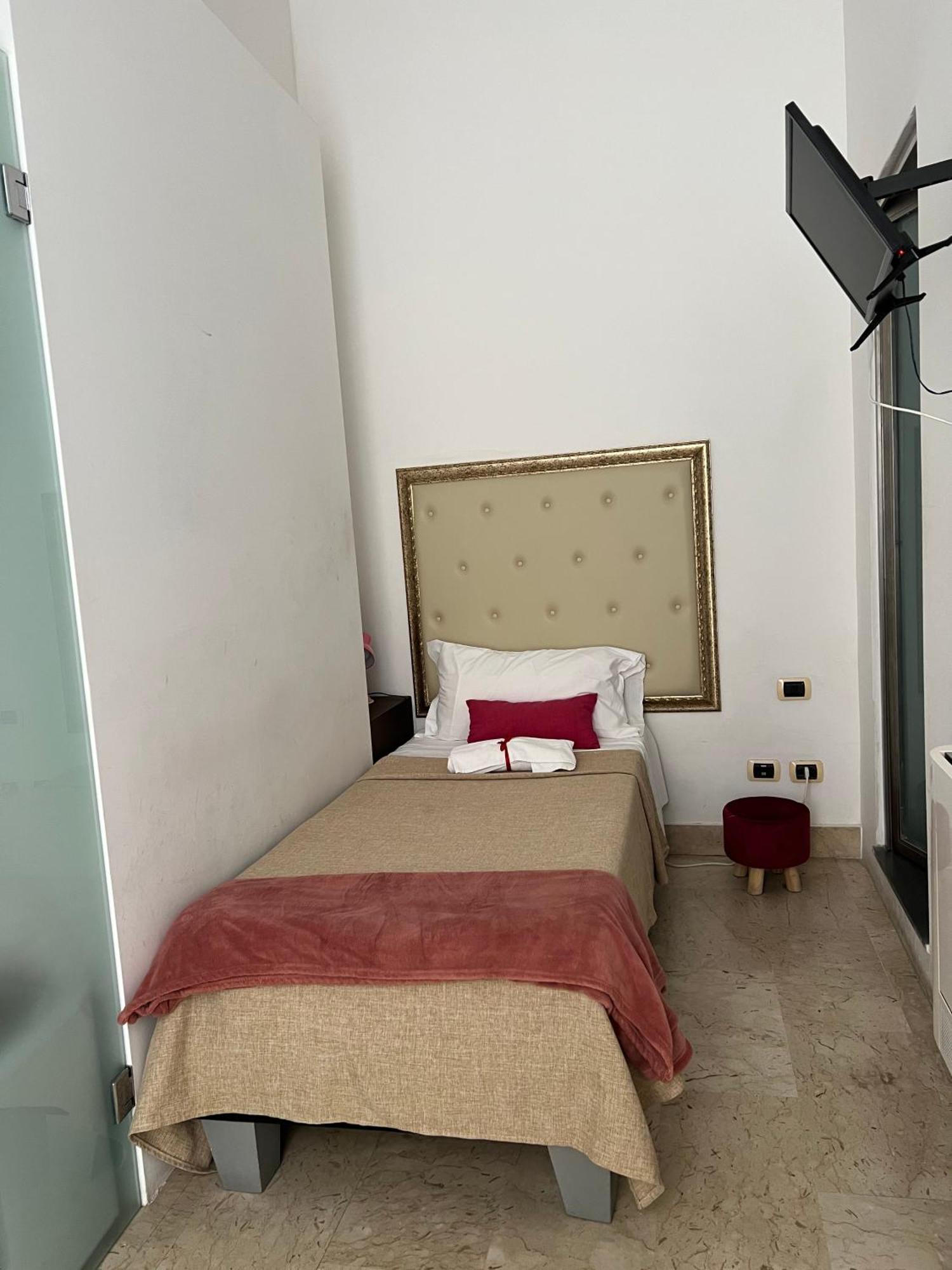 Hotel Valentino Catania Exterior photo